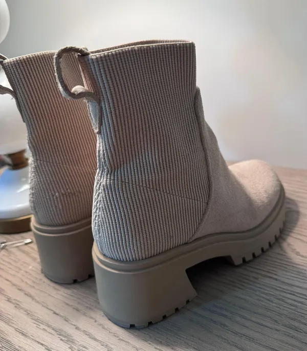 Steve Madden Light Brown Booties Boots Suede - Image 2