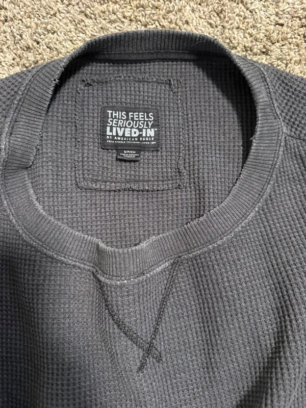 American Eagle sweater - Image 2