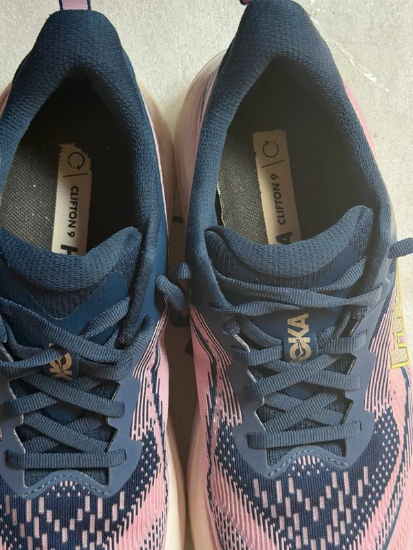 Hoka ONE ONE SKIFLOW Pink and NAVY women’s Running Shoes Size 8B - Image 10