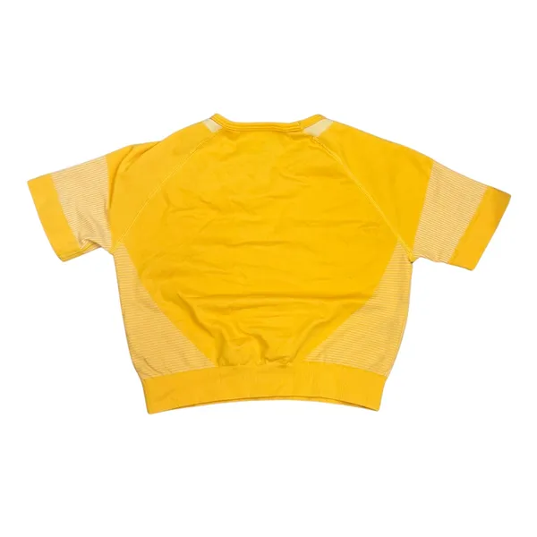 Athletic Mesh Panel Crop Top in Vibrant Yellow - Image 2