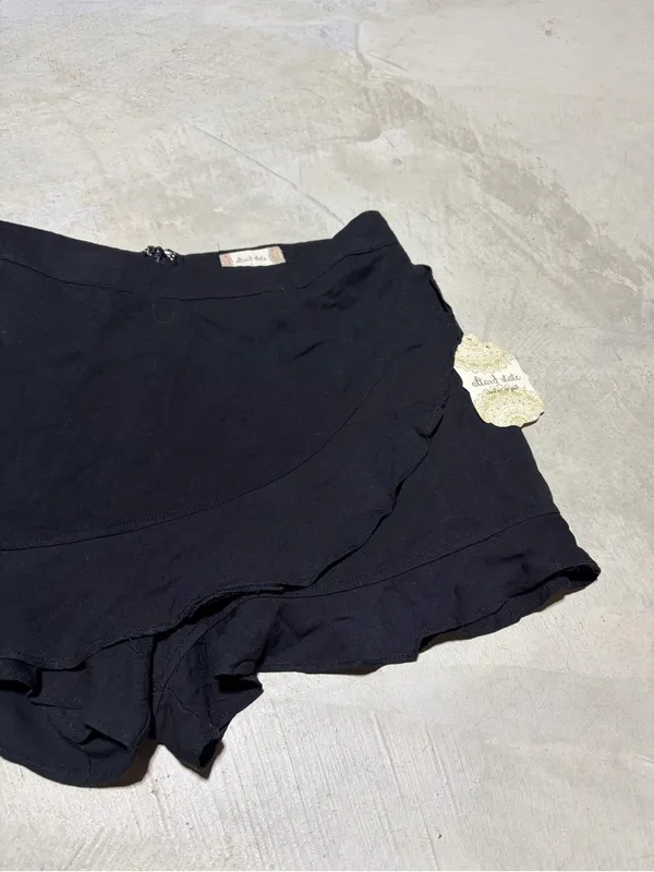 Altar’d state NWT Black Ruffled Skort large MSRP$60 - Image 5
