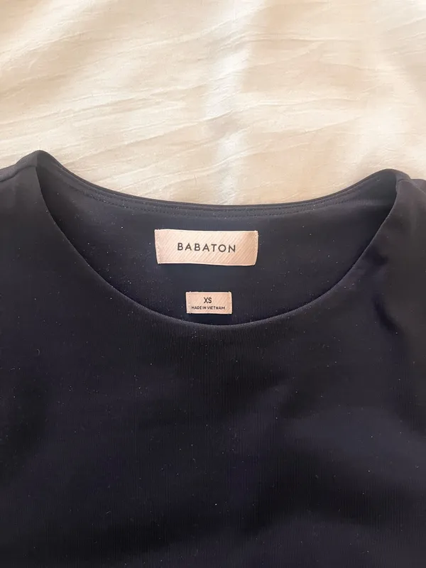 Aritzia Top - Image 2