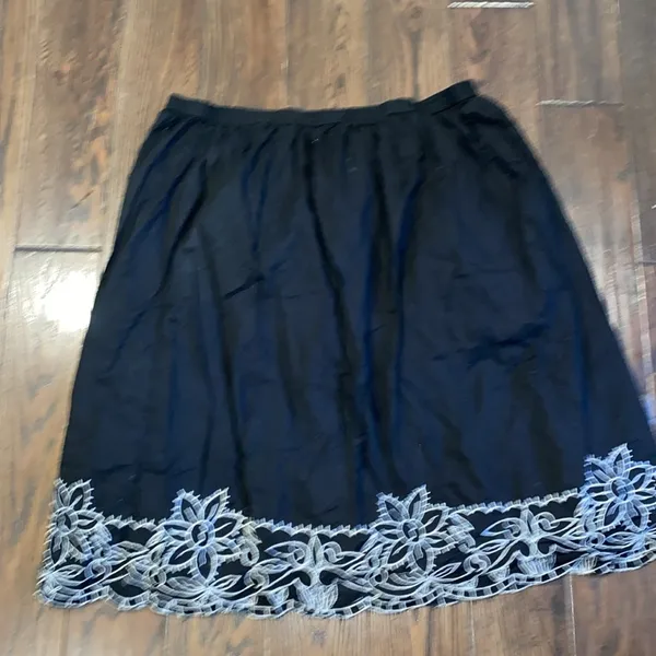 Sag Harbor black skirt size 1X - Image 6
