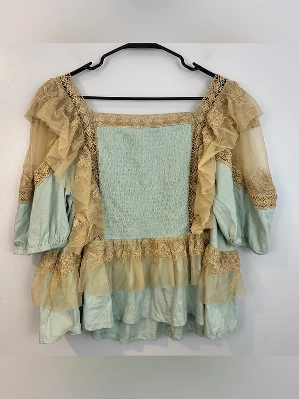 NWT Forever That Girl Blue/Tan Ruffle Lace Peplum Fairy Top Large Anthropologie - Image 8