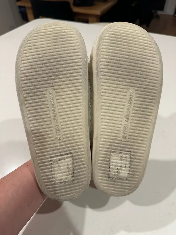 Aeropostale Bow Slippers - Image 3