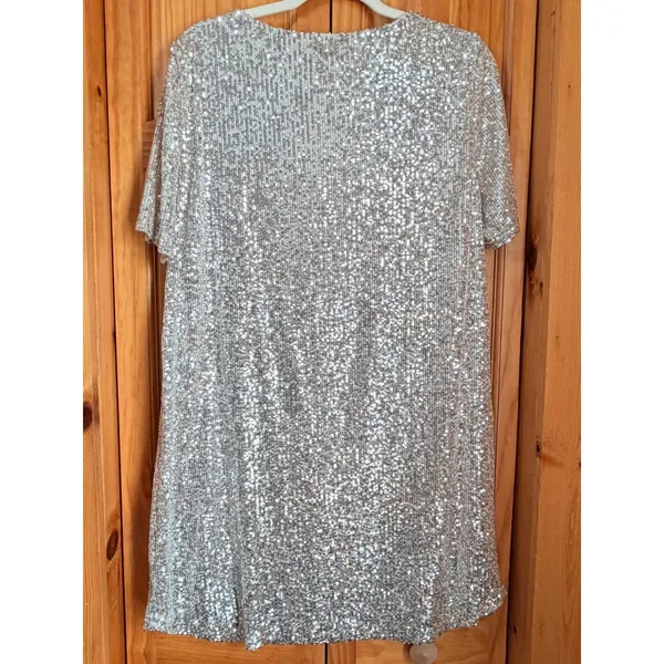 Betsey Johnson Silver Sequin Shift Dress Womens Large Short Sleeve Party - Image 4