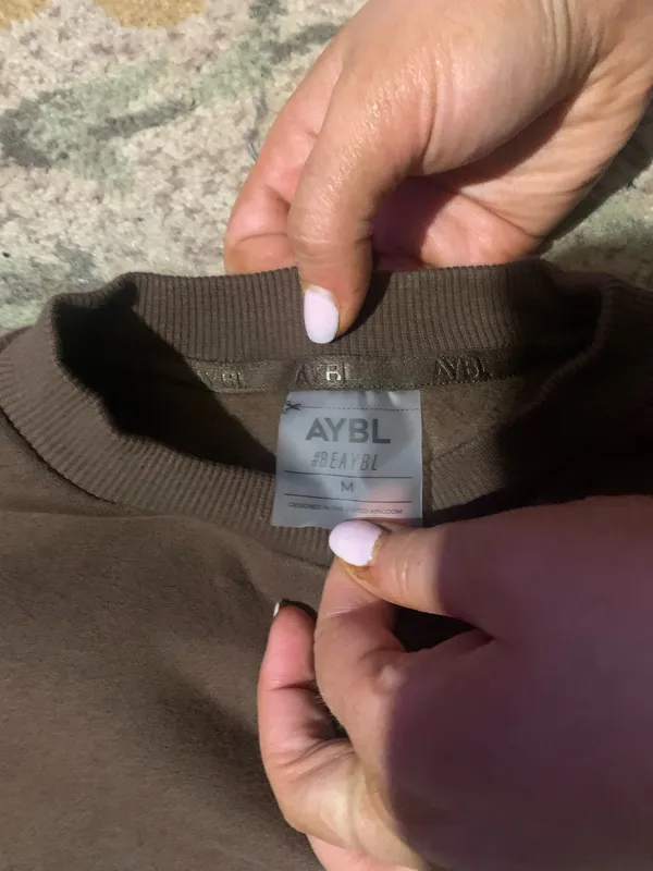ABYL Brown Crewneck Size M - Image 3