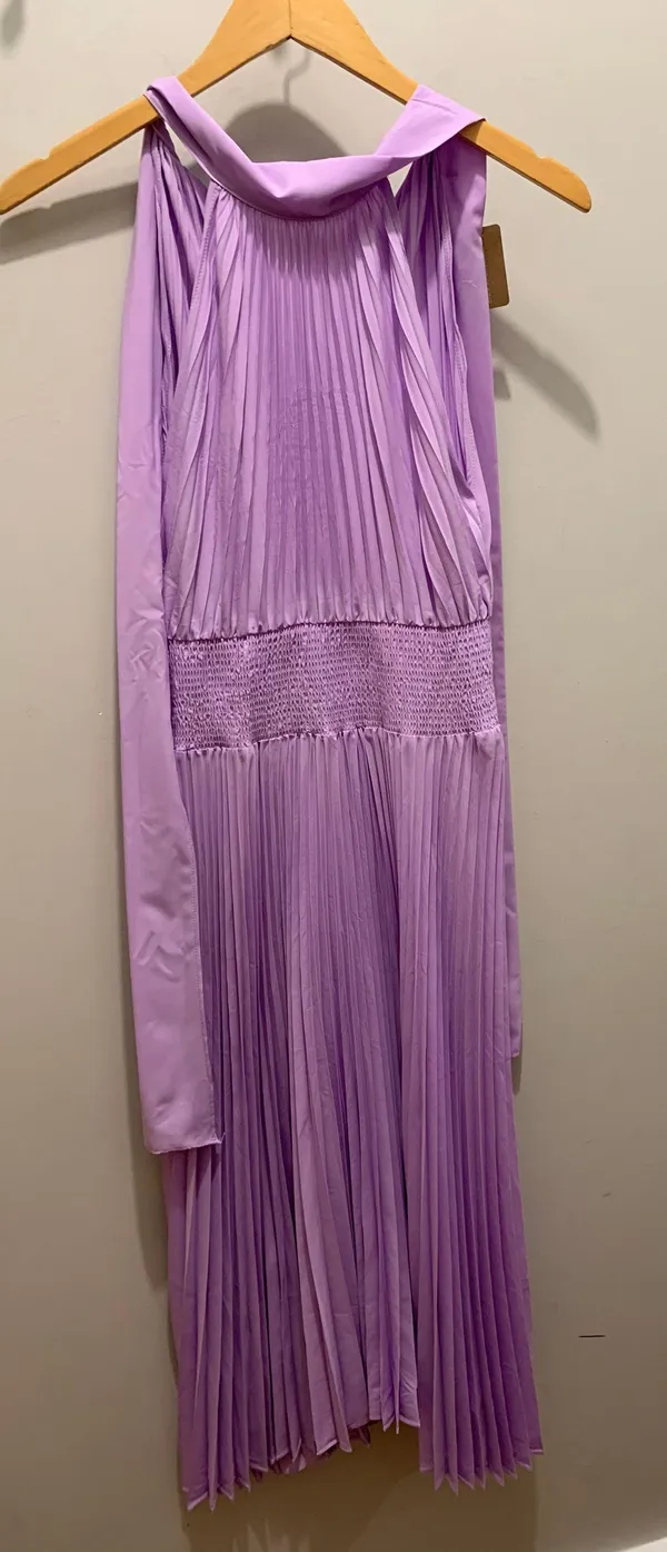 Vestique Lilac Midi Dress - Image 4