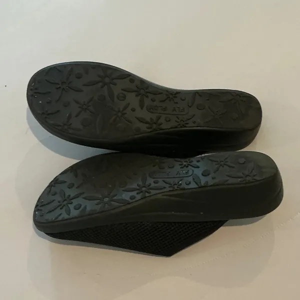 Fly Flot Black Mesh Comfort Clogs Italian Made Slip On Mules Women Size 8.5 39 - Image 4