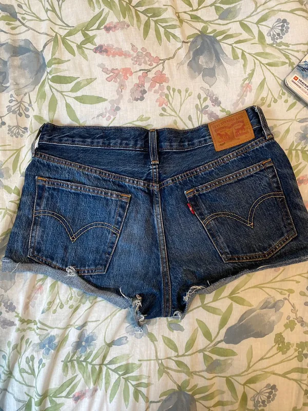Levi's shorts - Image 2