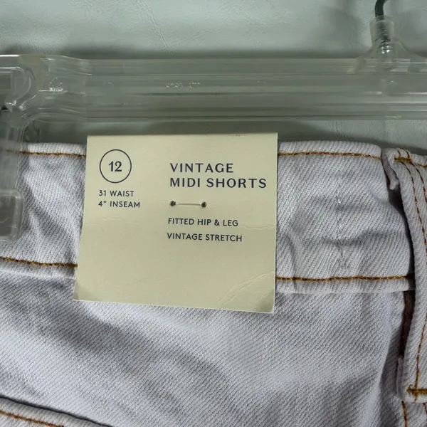 Universal Thread Women Vintage Midi‎ Shorts Size 12/31 Raw Hem Distressed Light - Image 4