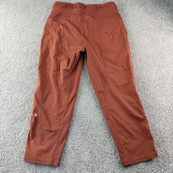 Lululemon Size 8 Dance Studio Mid Rise Crop Pants Savannah Travel Athleisure - Image 2