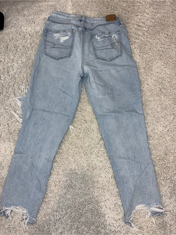 American Eagle Ripped Jeans Size 0 - Image 4