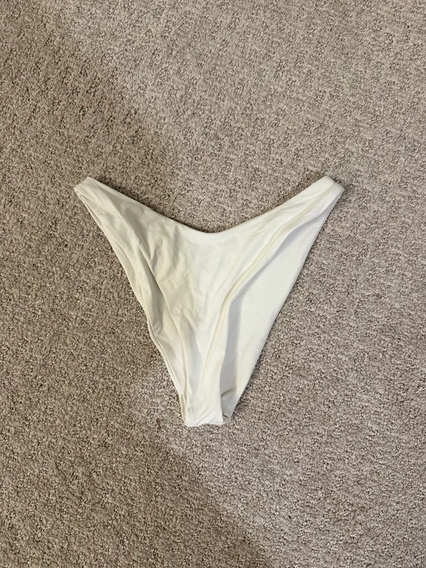 Cabana Bitsy bottoms white Lspace  - Image 2