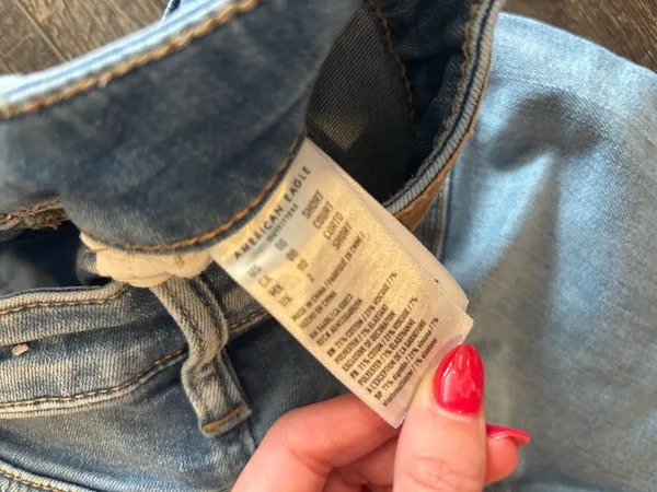American Eagle 00 Jeans - Image 4