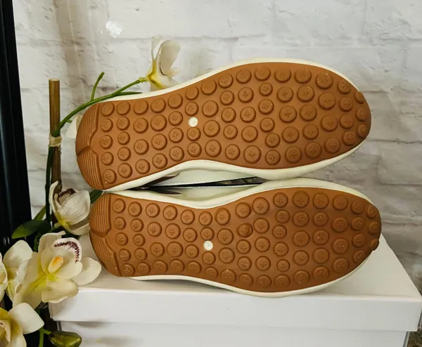 Boutique Funky Sole Sneakers - Image 9