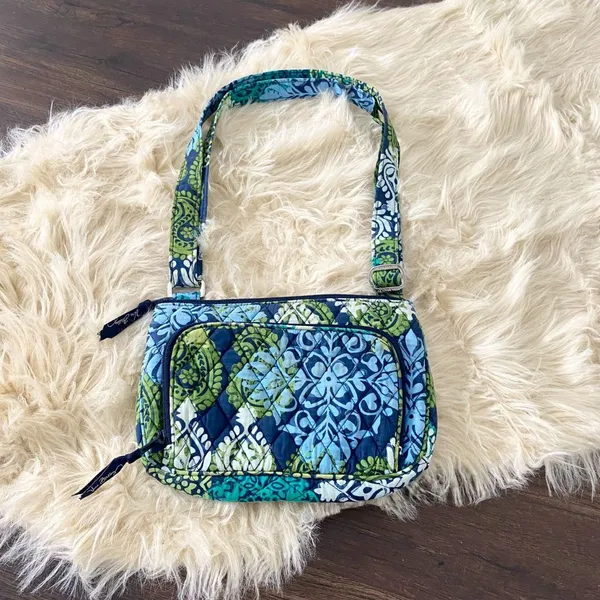 Vera Bradley Small Hipster bag in the Rhythm & Blues pattern - Image 3