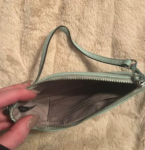 Michael Kors wallet - Image 4