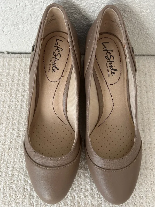 Life Stride Women's Size 7M Flex Dreams Wedge Pumps - Comfortable Everyday Heels - Image 3
