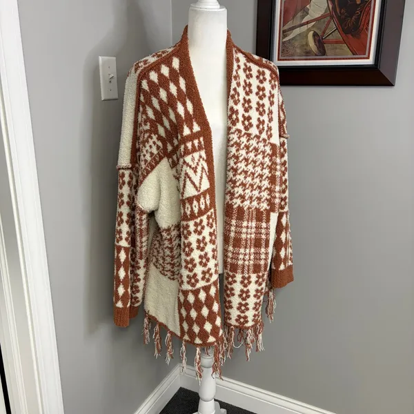 POL Clothing Patchwork Popcorn Knit Cardigan Rust Orange Cream Fringe Small - Image 2