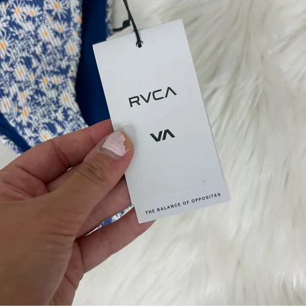 NWT RVCA Blue Daisy Floral Skimpy Coverage High Cut Leg Bikini Bottoms Size M/10 - Image 5