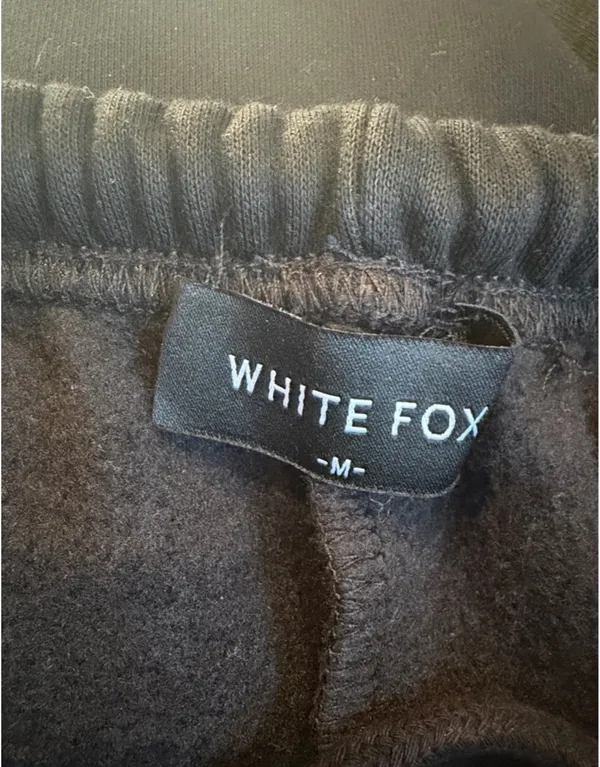 White fox boutique Club 14 Cassie cherry sport logo black Wide Leg Sweatpants ❤️ - Image 8