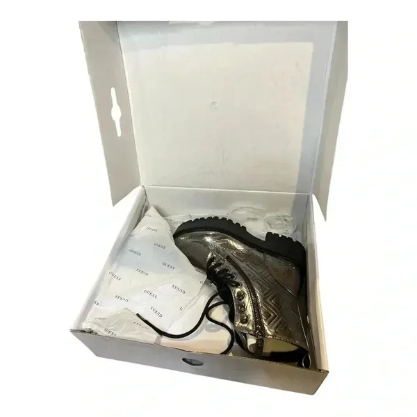🆕Guess Fearne Pewter Combat Boots & Box - Image 3