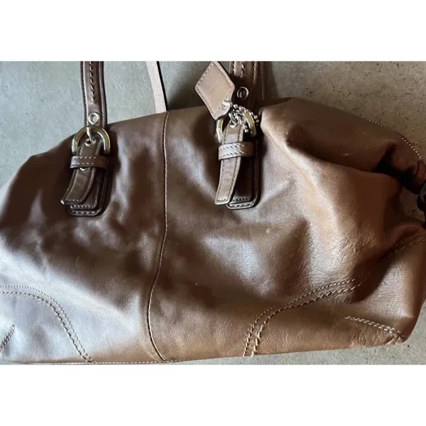 Coach F17220 Soho Shoulder Bag Purse Brown Leather Boho Slouchy Classic - Image 3