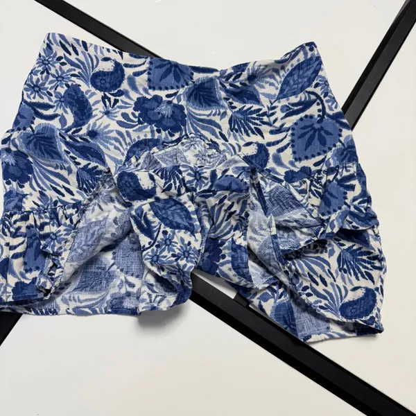✨ Zara Blue & White Floral Ruffled Skort | Size XS ✨🖤 - Image 5