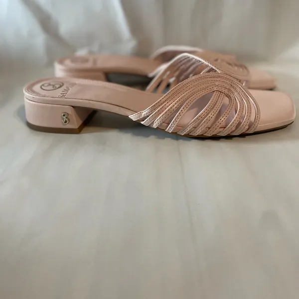 Sam & Libby Women's Cream Mules - Image 4