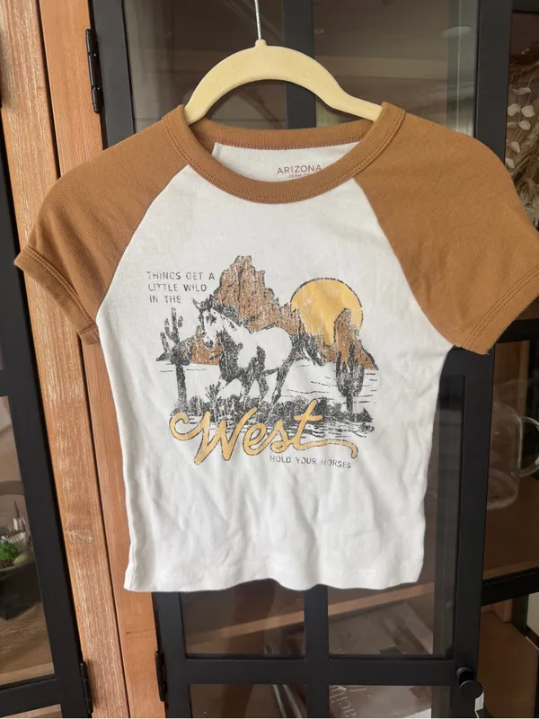 Wild West baby tee hold your horses short sleeve graphic contrast cropped tshirt - Image 4