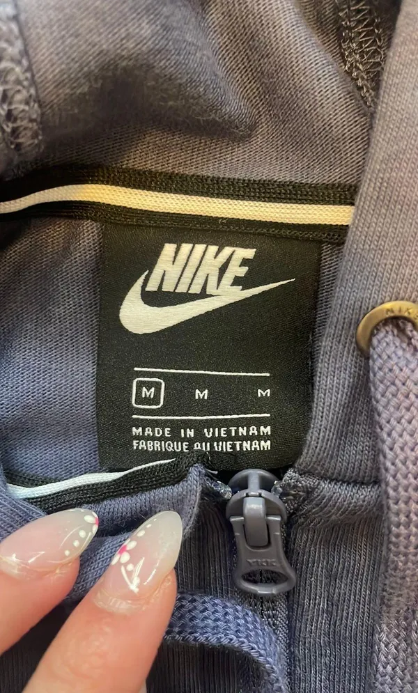 Nike Crop Jacket - Image 3