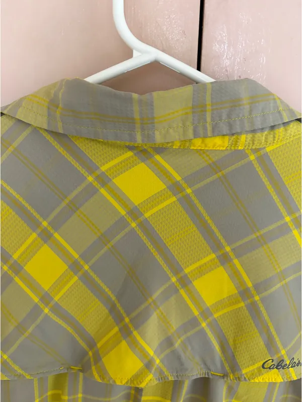 Cabela's Men Yellow Gray Plaid Vented Fishing Short Sleeve Outdoor Button Up - Image 7