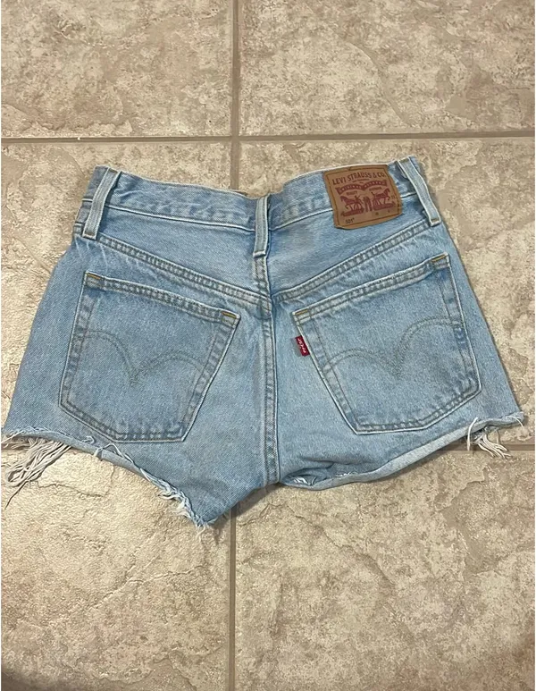 Levi’s Shorts 501 Denim - Image 2