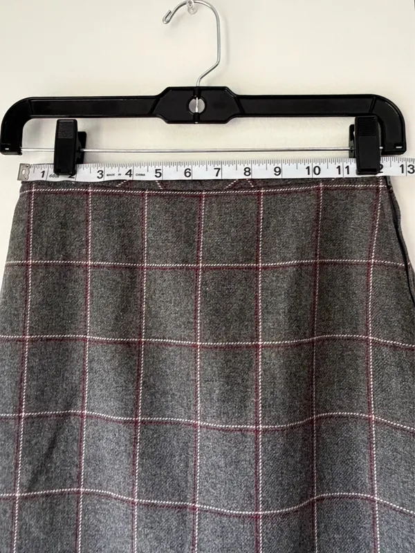 H&M Grey A-Line Plaid Windowpane Skirt - Image 6