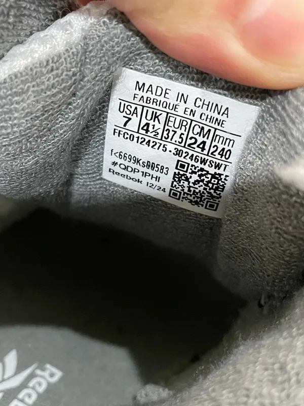 Reebok gray and white chunky sneakers  - Image 5