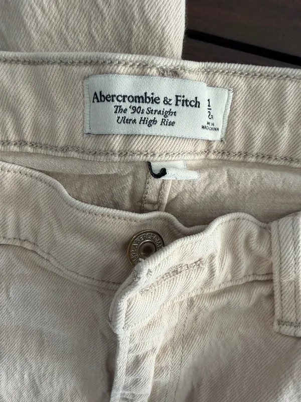 Abercrombie & Fitch • Style: 90s Ultra High Rise • Size: 12 - Image 7