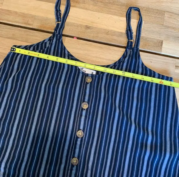 Hollister Blue Stripe Button Up Tank Top M - Image 3