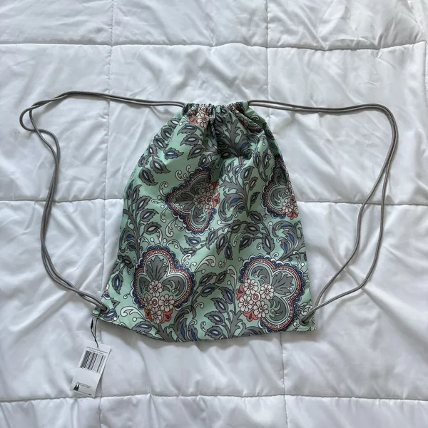NWT Vera Bradley VB Drawstring Backsack‎ Backpack Floral Paisley Green Feminine - Image 6