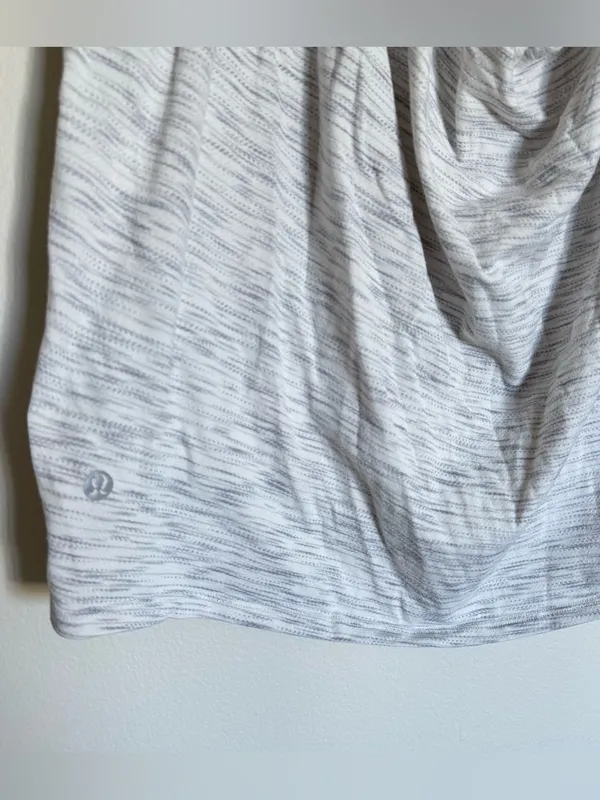 Lululemon Low Key Tank in Tiger Space Dye Gray White Open Back Size M / L - Image 8
