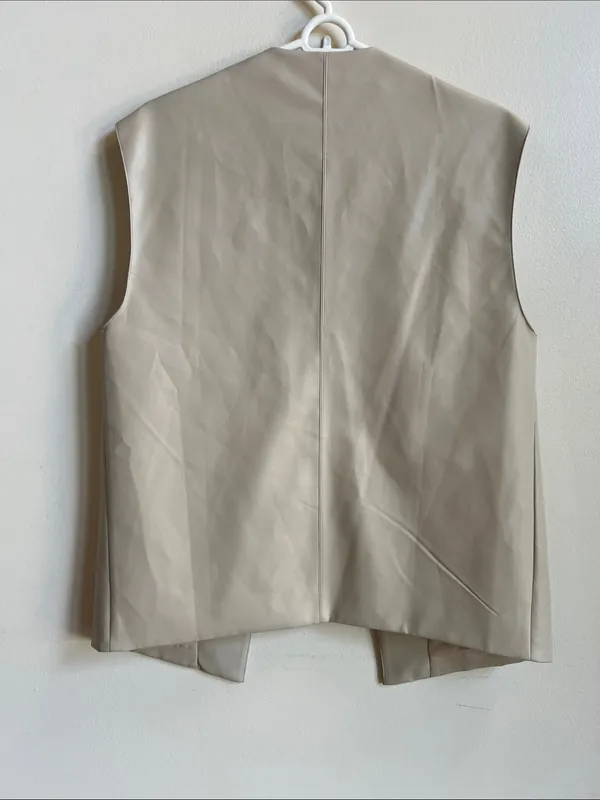 Pesion Fringed Faux Leather Vest Cream bedazzled festival concert cowgirl wear - Image 4