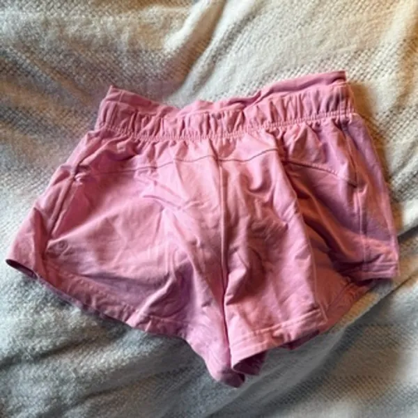 Lululemon pink cotton shorts, size 10 - Image 3