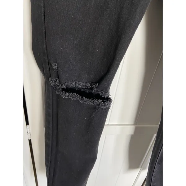 Time & Tru Womens Jeans Sz 6 Petite‎ Black Distressed High Rise Skinny Denim - Image 5