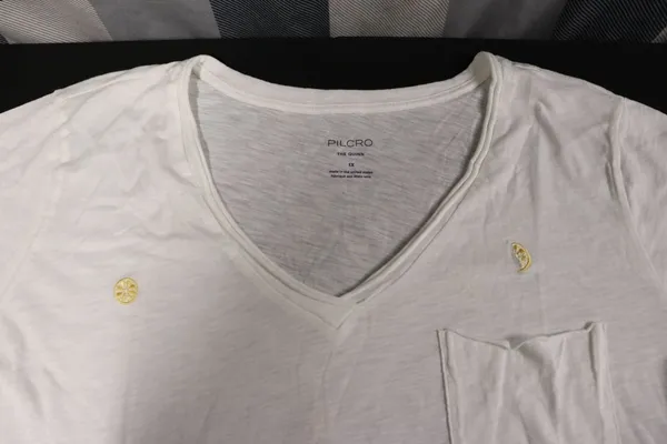 Pilcro The Quinn White Lemon Embroidered V-Neck Short Sleeve Top Size 1X - Image 6