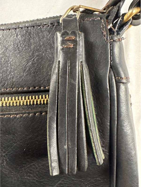 Dooney & Bourke Classic Black Leather Crossbody Bag - Image 8