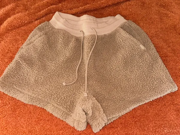 Gilly Hicks fleece set - Image 2
