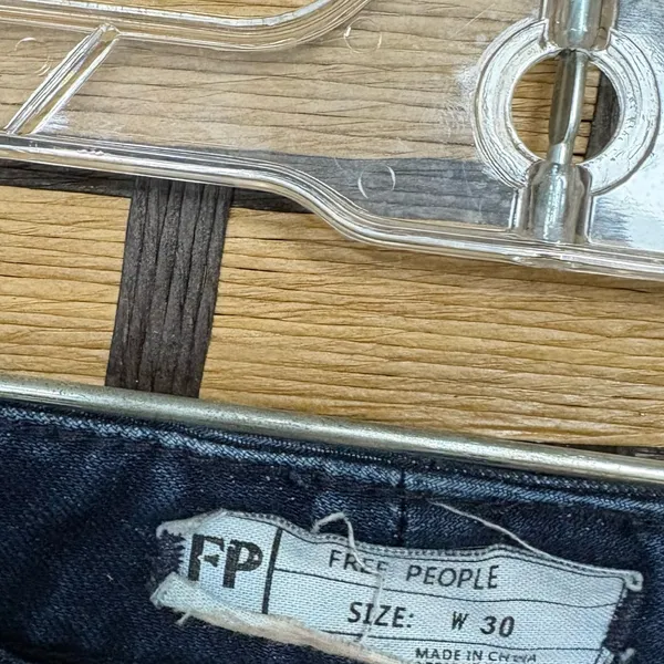 Free People Crop‎ Jeans Size 30 - Image 7