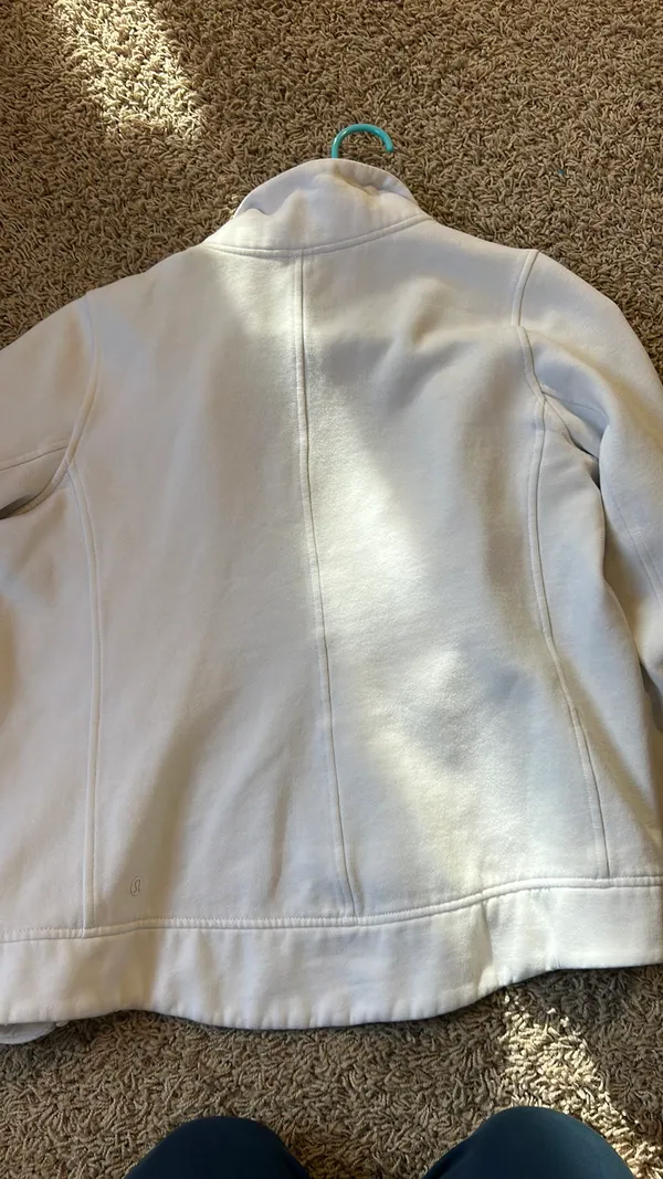 White lululemon jacket  - Image 3