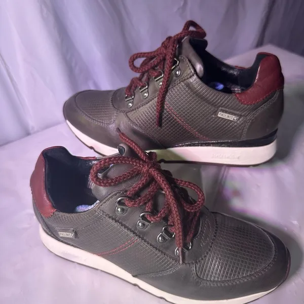 PIKOLINOS women Brown and Burgundy Sneakers - Image 6