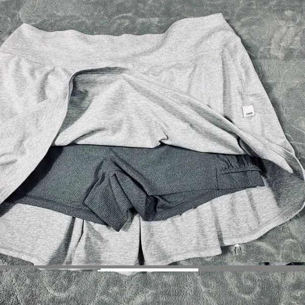 Vuori Halo Performance Skirt Womens XL Salt Gray Tennis Skort Stretch Pickleball - Image 5
